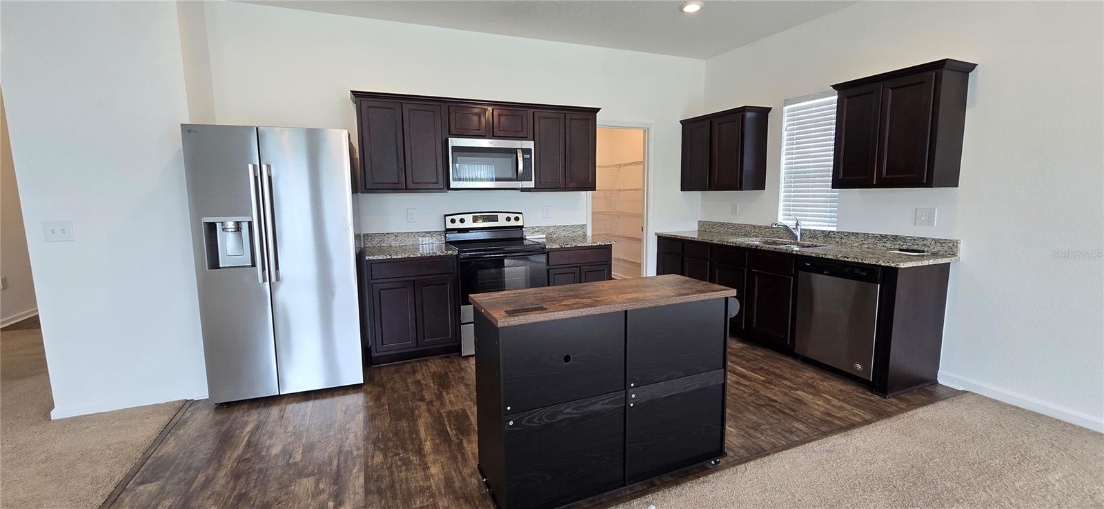 MASCOTTE SHEARWATER ESTATES - Residential Lease