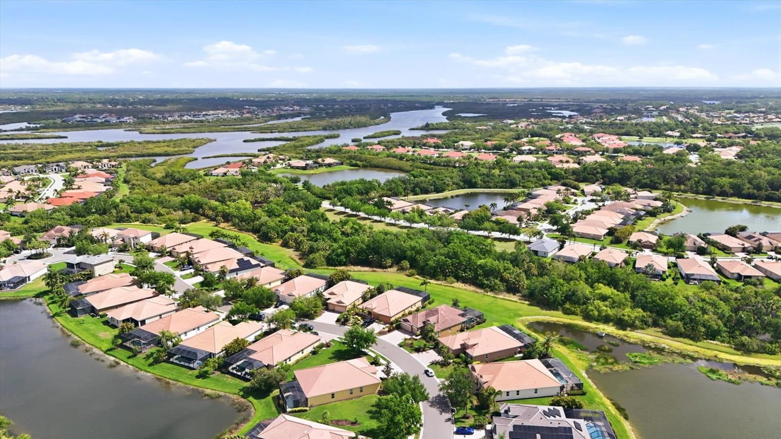 RIVER STRAND - Residential