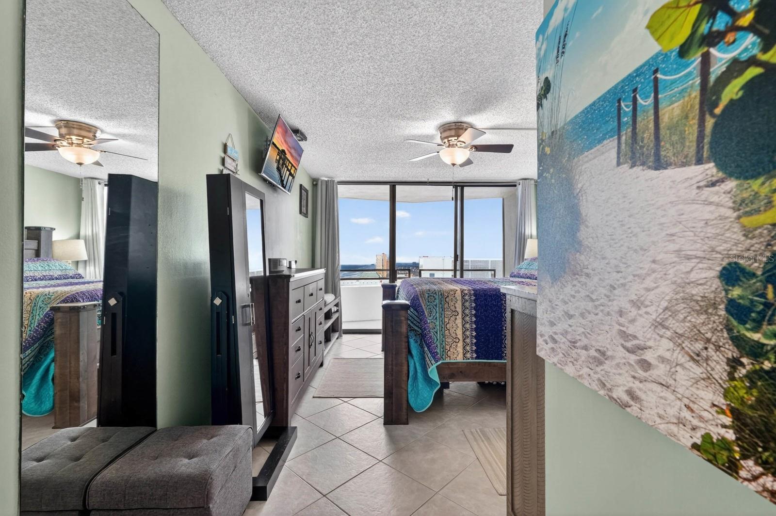 ALIKI CONDO - Residential