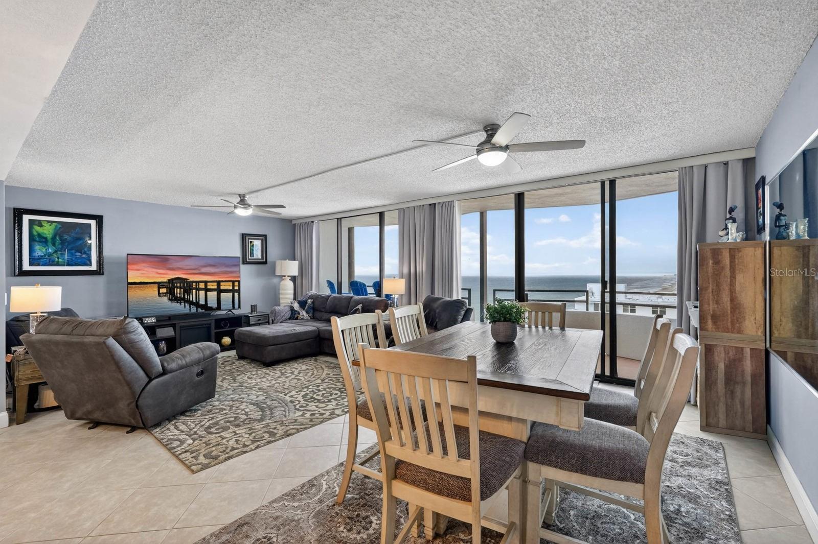 ALIKI CONDO - Residential