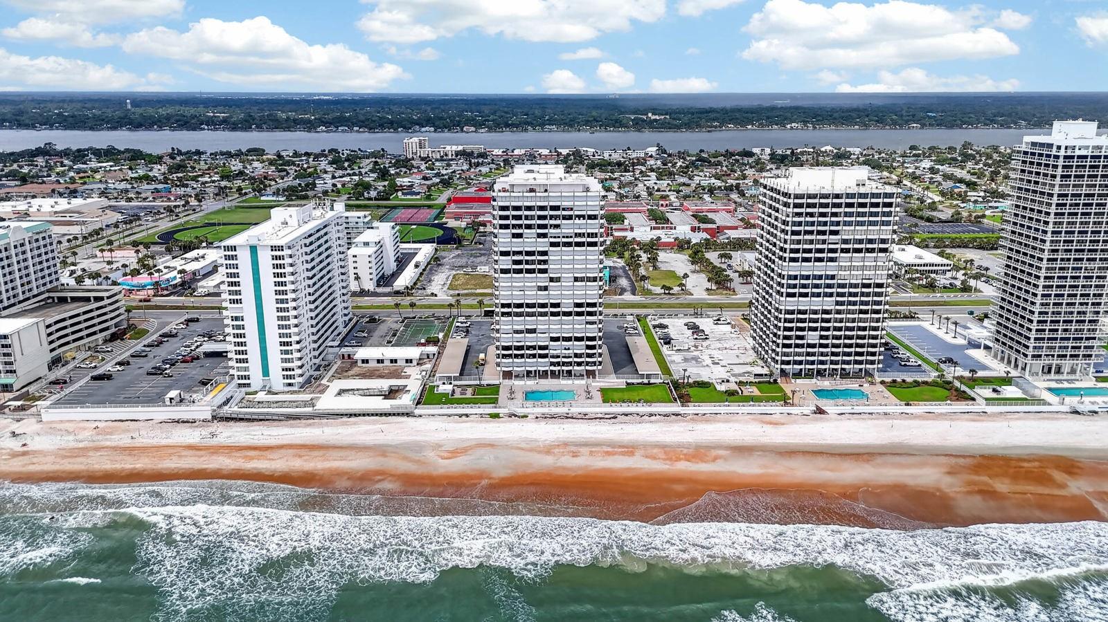 ALIKI CONDO - Residential