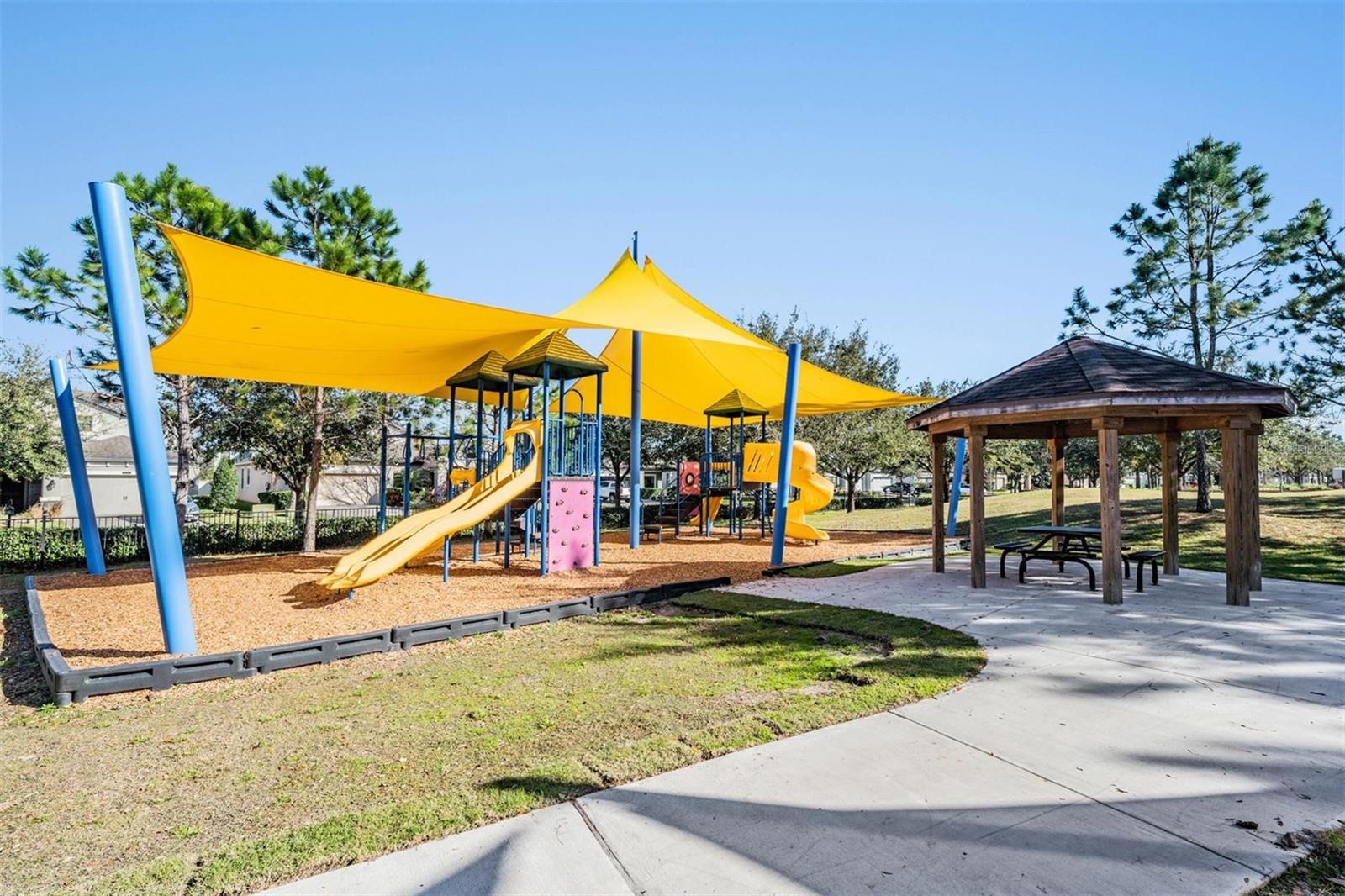 CONNERTON - Residential