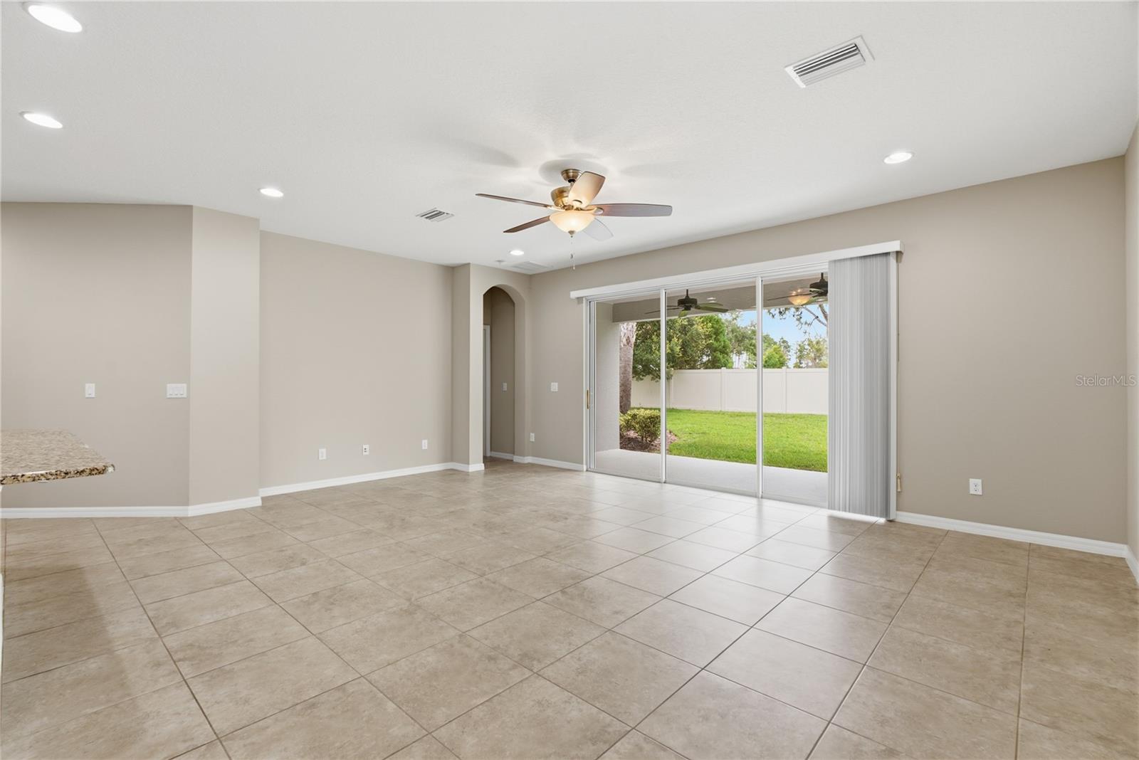 CONNERTON - Residential