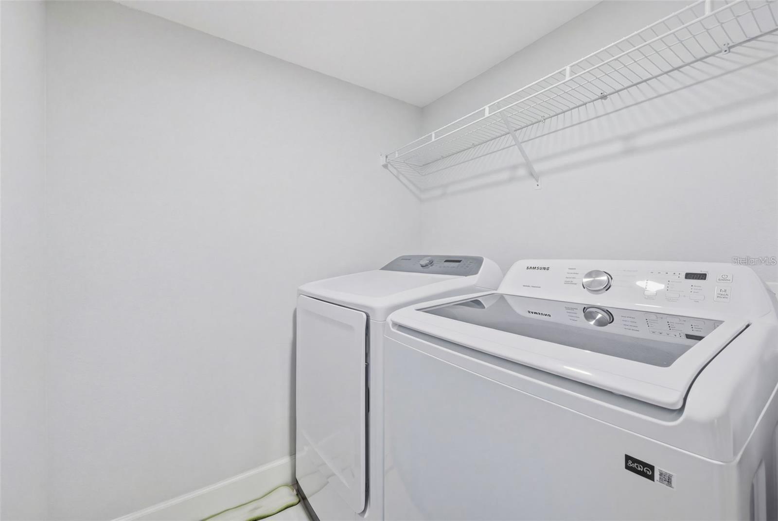 THE PINNACLE APTS A CONDO - Residential Lease