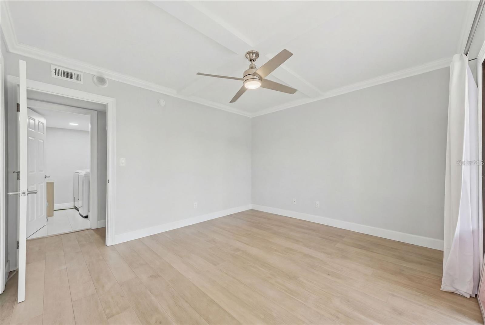 THE PINNACLE APTS A CONDO - Residential Lease