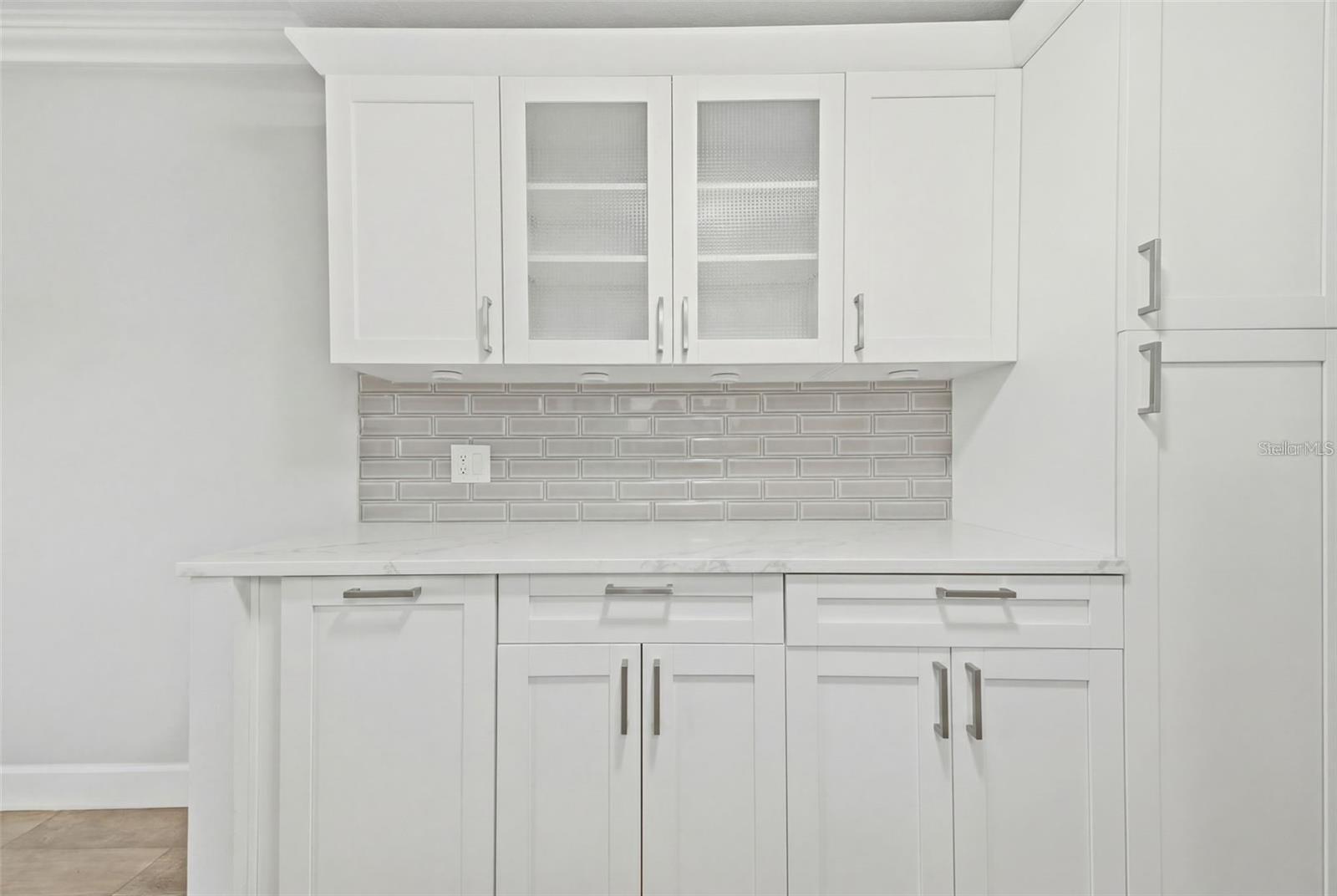 THE PINNACLE APTS A CONDO - Residential Lease