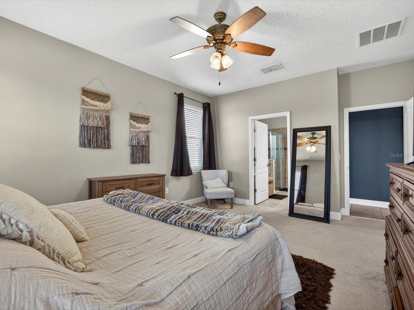 CHAMPIONS RESERVE - Residential