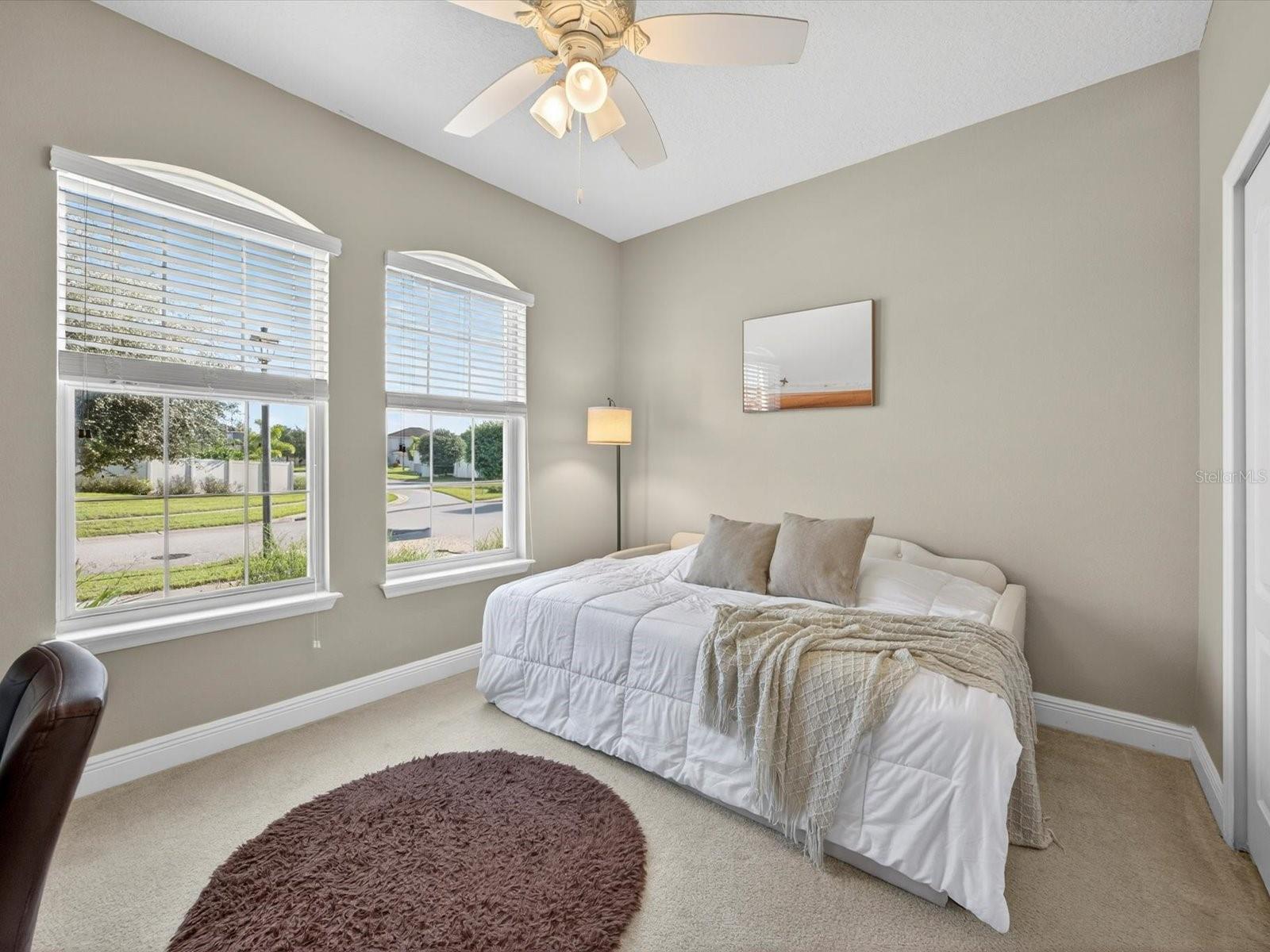 CHAMPIONS RESERVE - Residential