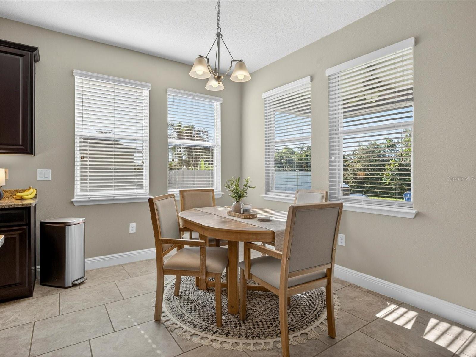CHAMPIONS RESERVE - Residential