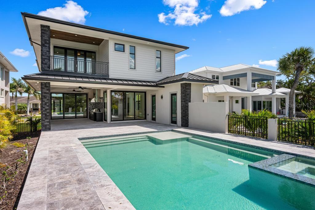 SIESTA BEACH - Residential