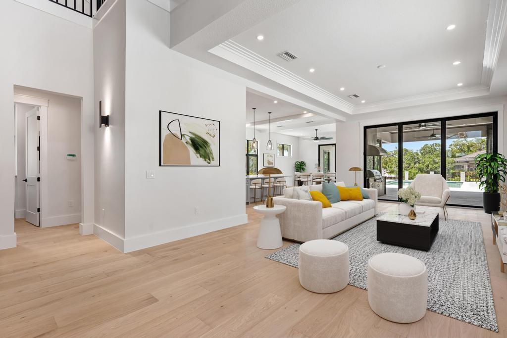 SIESTA BEACH - Residential