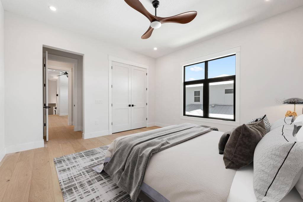 SIESTA BEACH - Residential