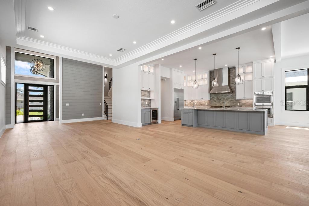 SIESTA BEACH - Residential