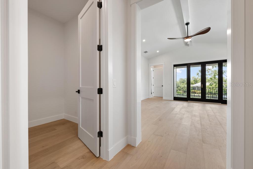 SIESTA BEACH - Residential