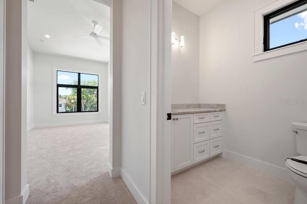 SIESTA BEACH - Residential