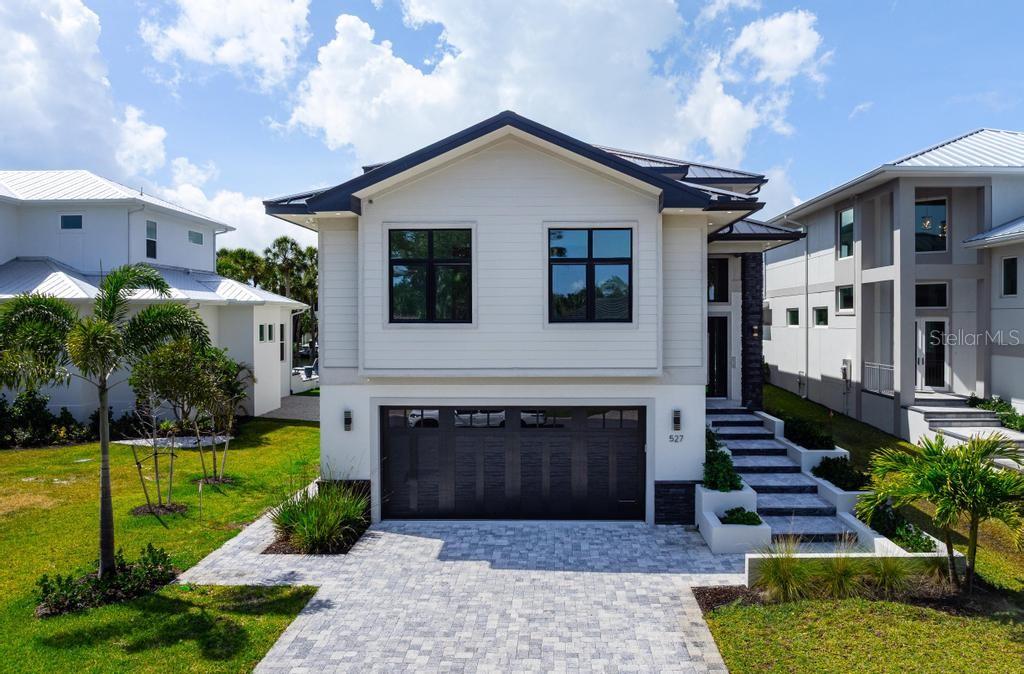 SIESTA BEACH - Residential