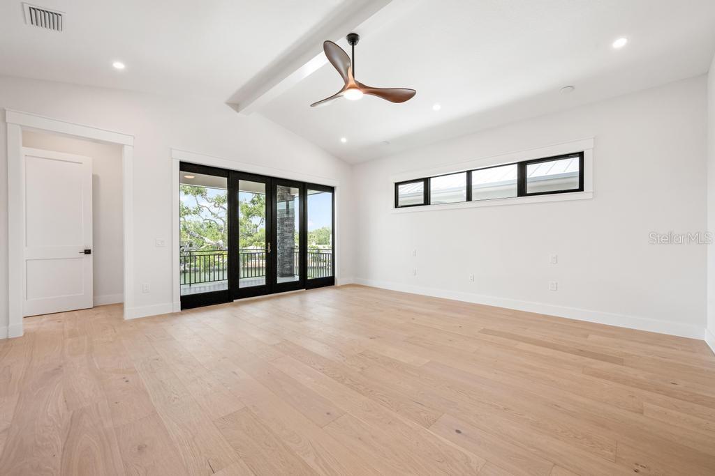 SIESTA BEACH - Residential