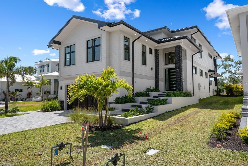 SIESTA BEACH - Residential