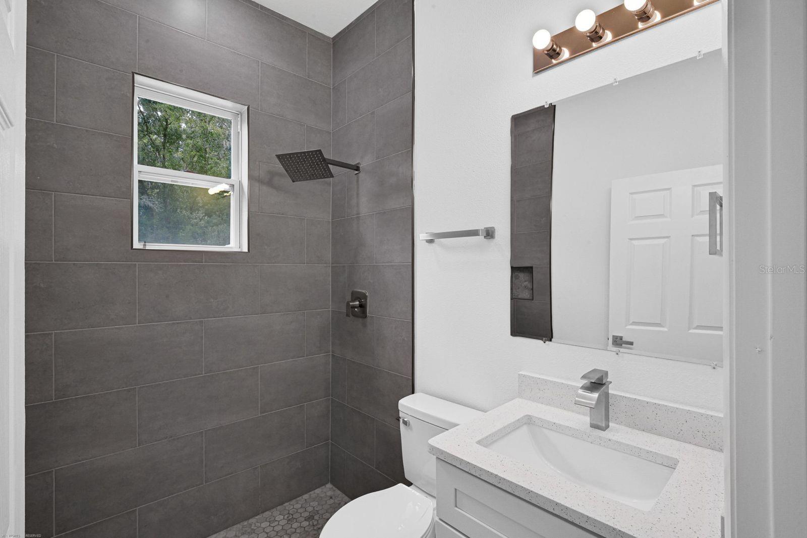 ROTONDA LAKES - Residential