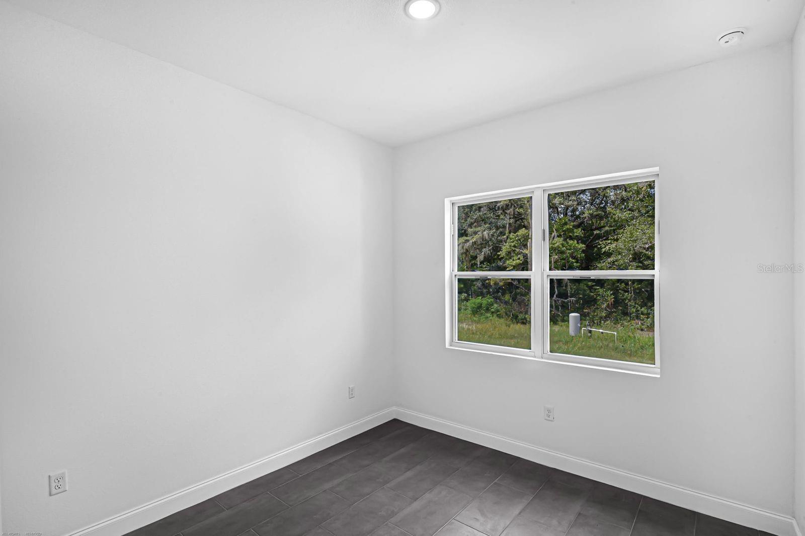 ROTONDA LAKES - Residential
