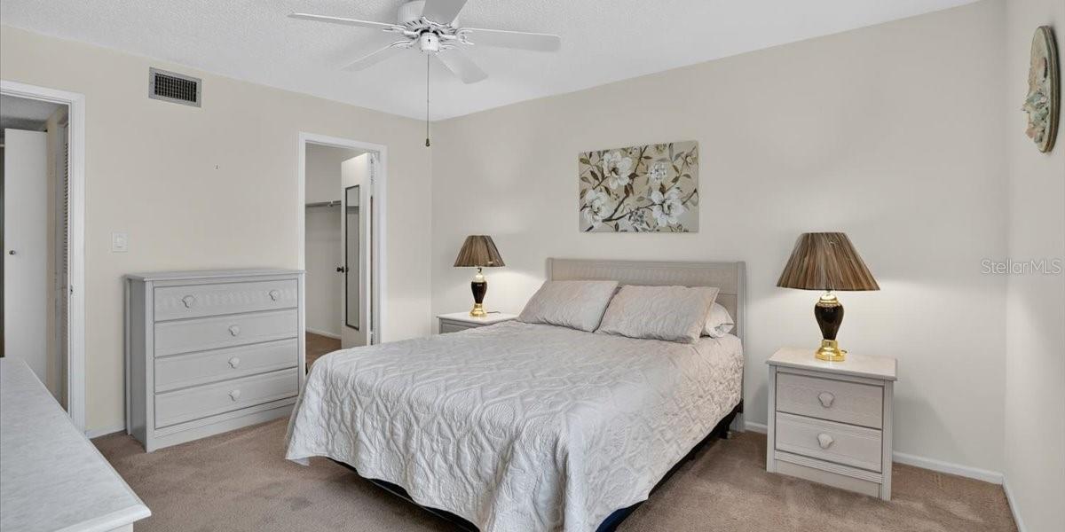 PATRIOT SQUARE APTS - Residential