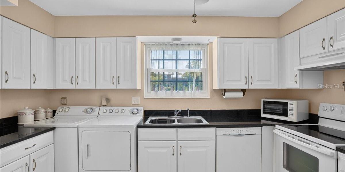 PATRIOT SQUARE APTS - Residential
