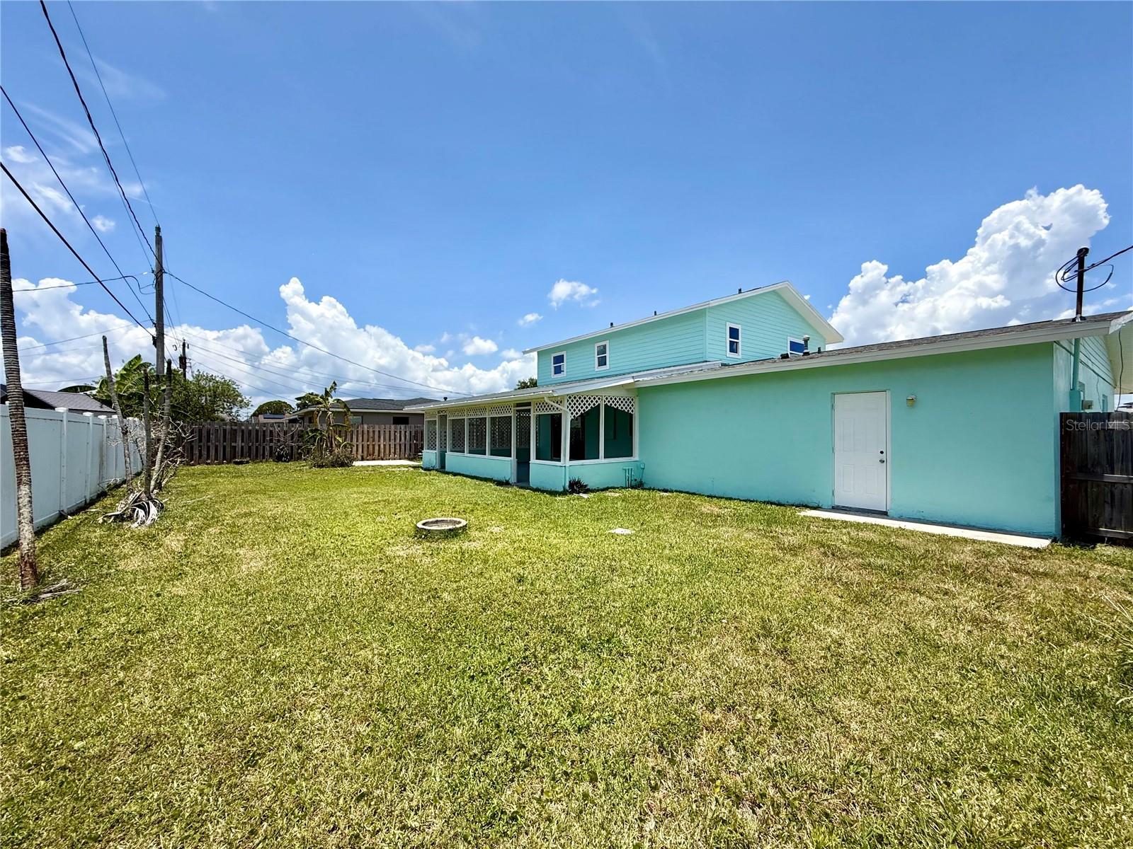 HAMPTON HOMES UNIT 08 - Residential