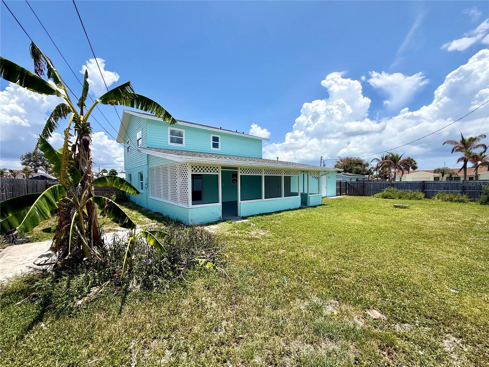HAMPTON HOMES UNIT 08 - Residential