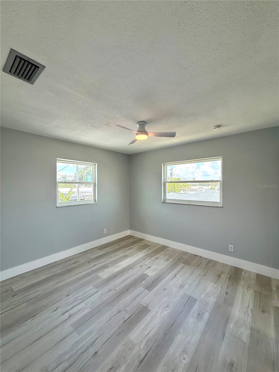 HAMPTON HOMES UNIT 08 - Residential