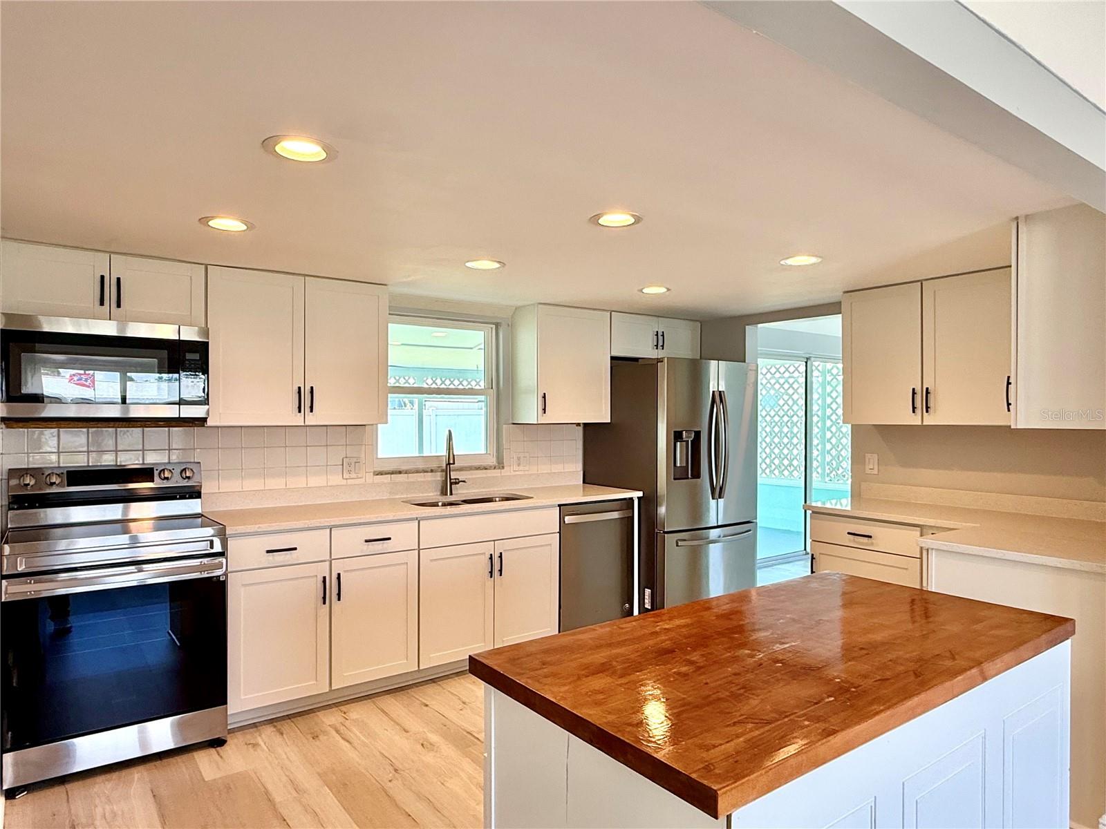 HAMPTON HOMES UNIT 08 - Residential