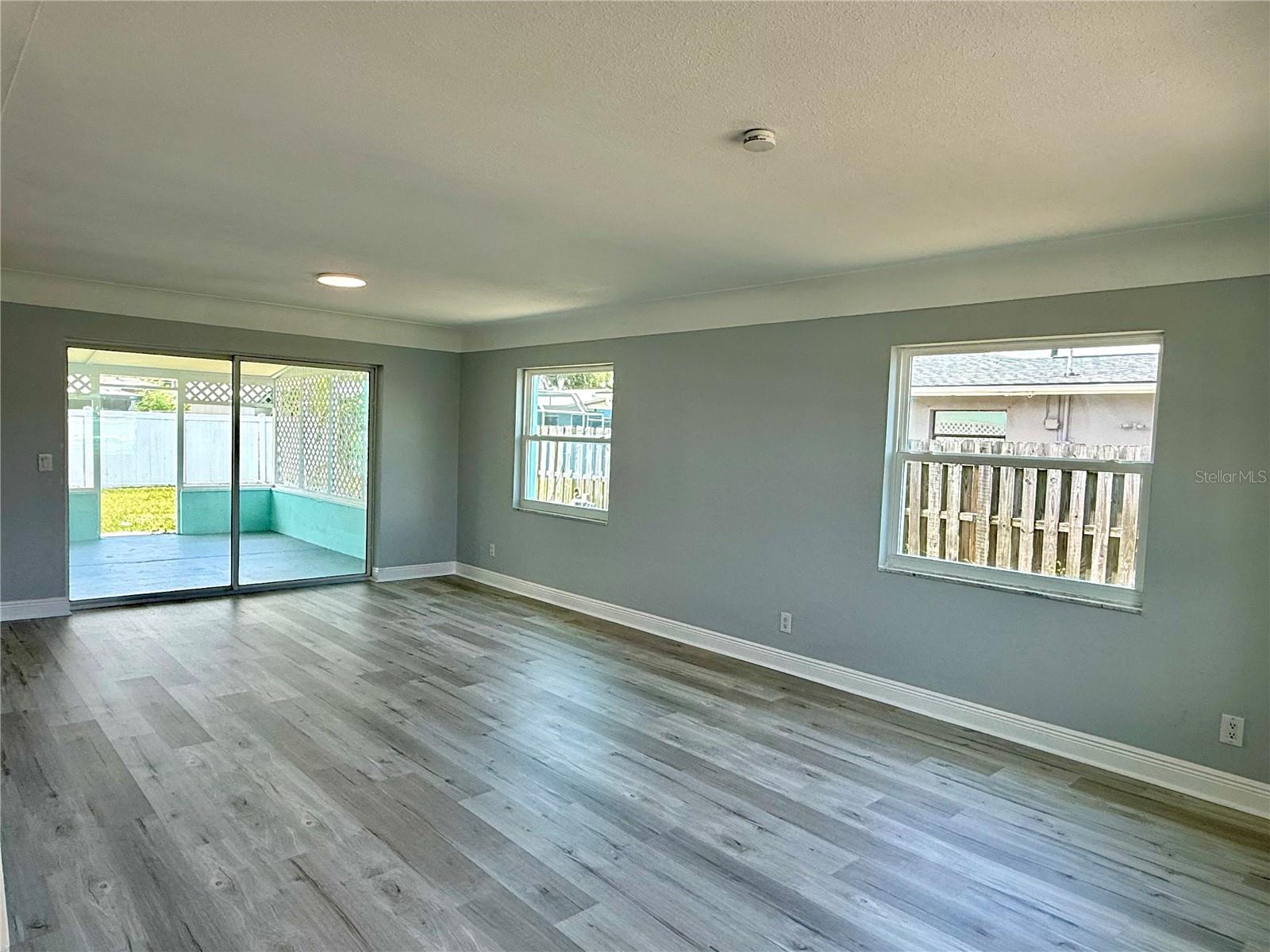 HAMPTON HOMES UNIT 08 - Residential