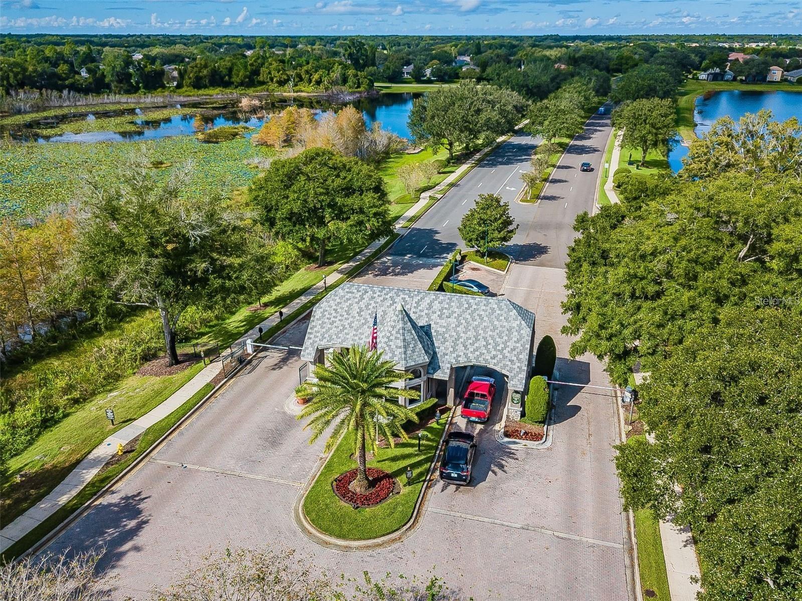 HEATHROW/WILLOWBROOK VILLAGE - Residential