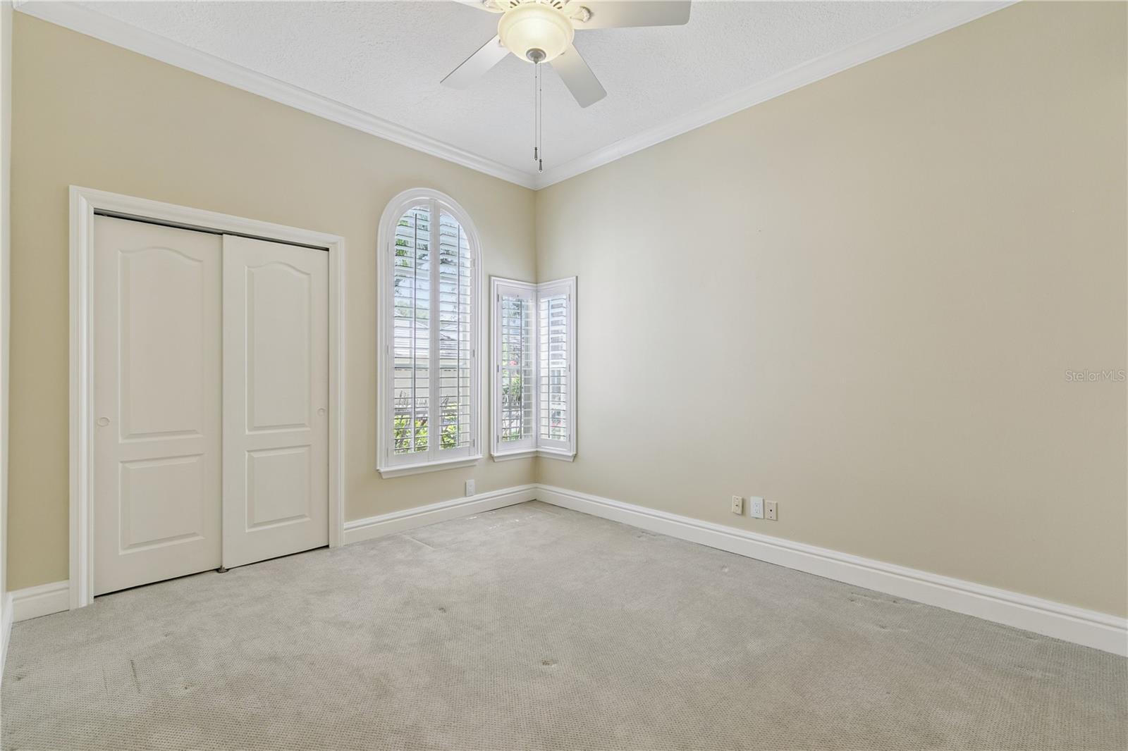 HEATHROW/WILLOWBROOK VILLAGE - Residential