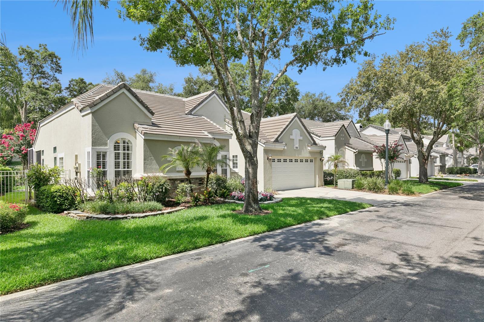 HEATHROW/WILLOWBROOK VILLAGE - Residential