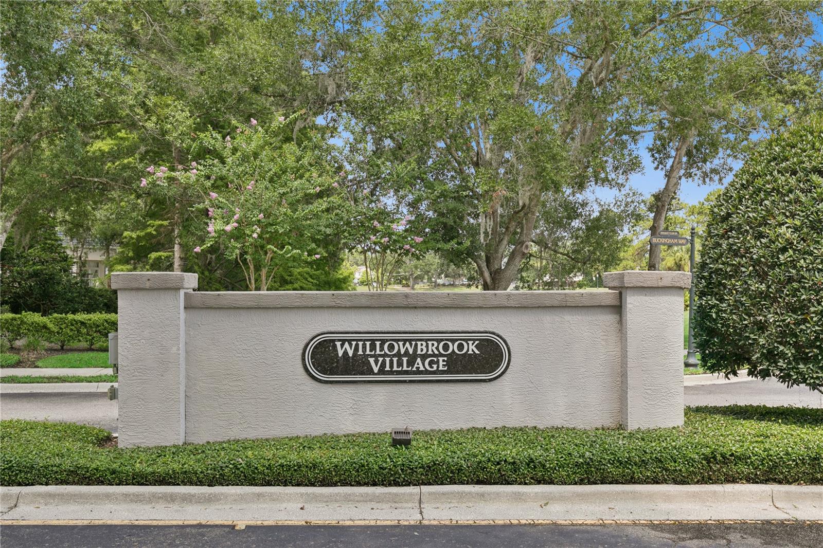 HEATHROW/WILLOWBROOK VILLAGE - Residential