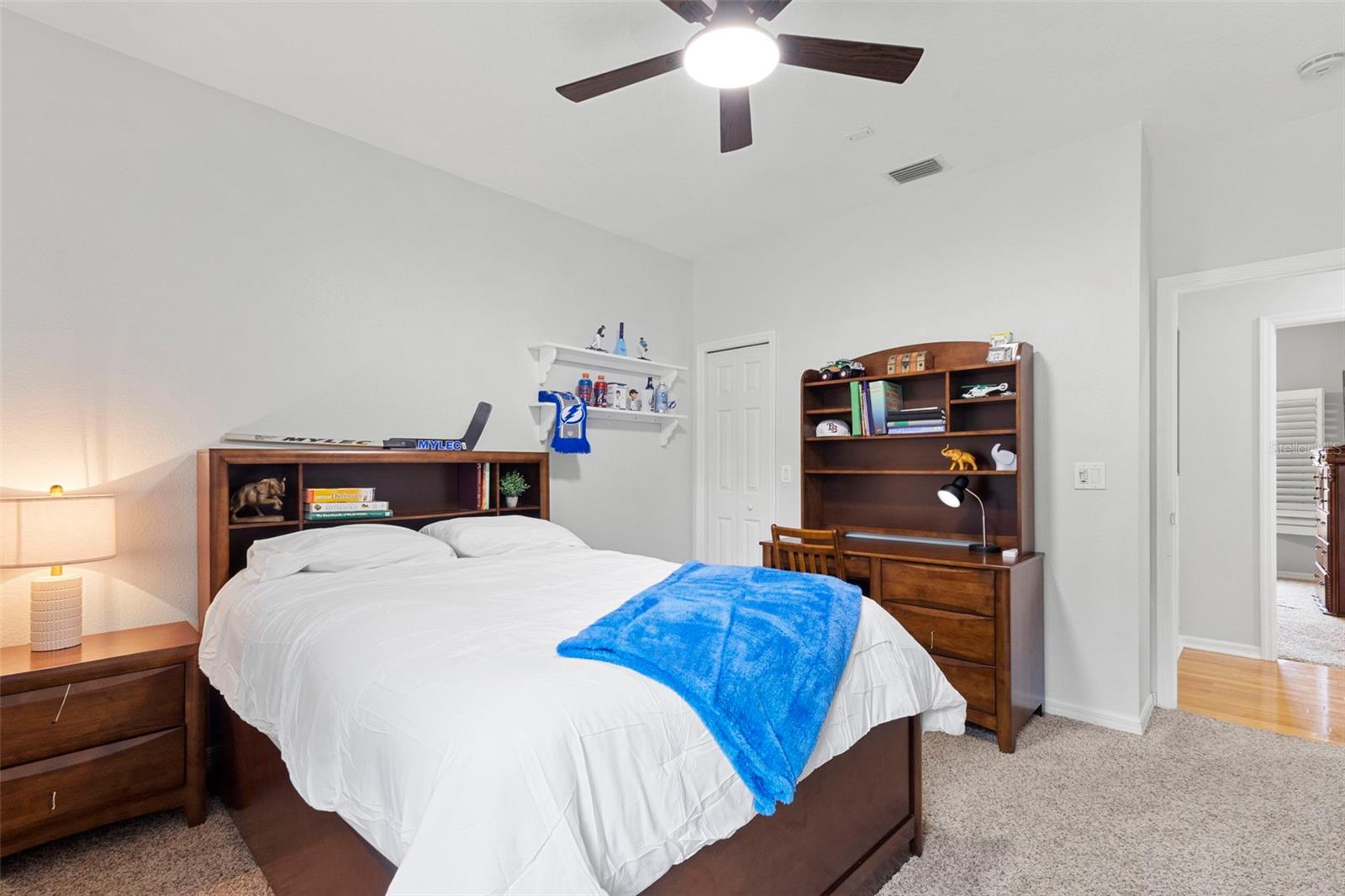 WEST MEADOWS - Residential