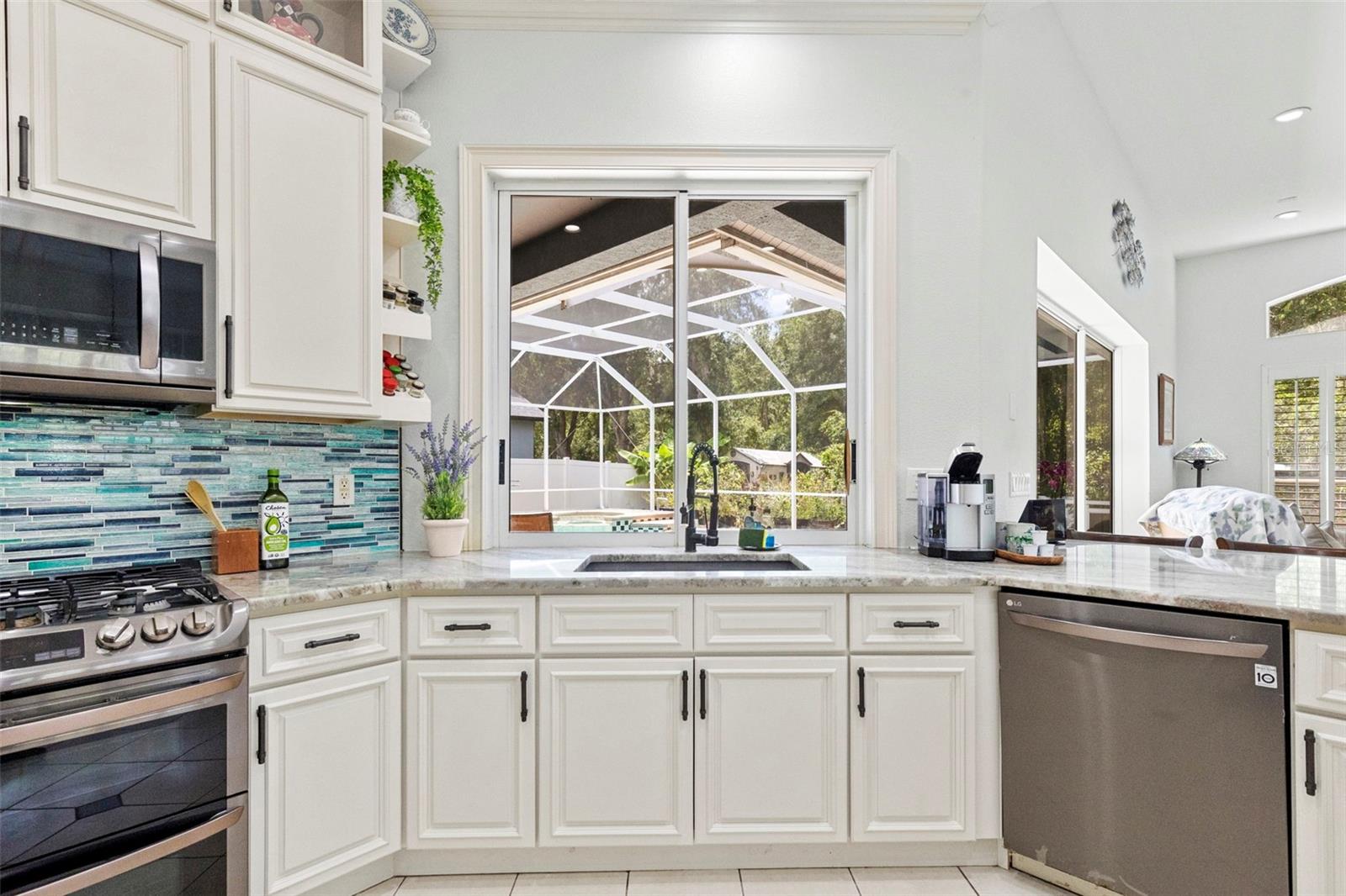 WEST MEADOWS - Residential