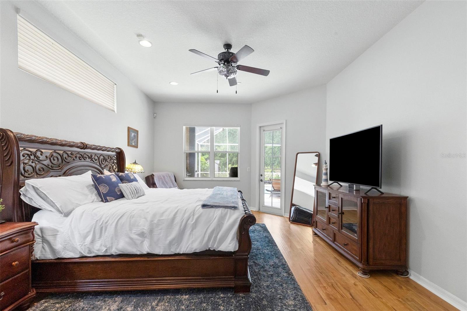 WEST MEADOWS - Residential
