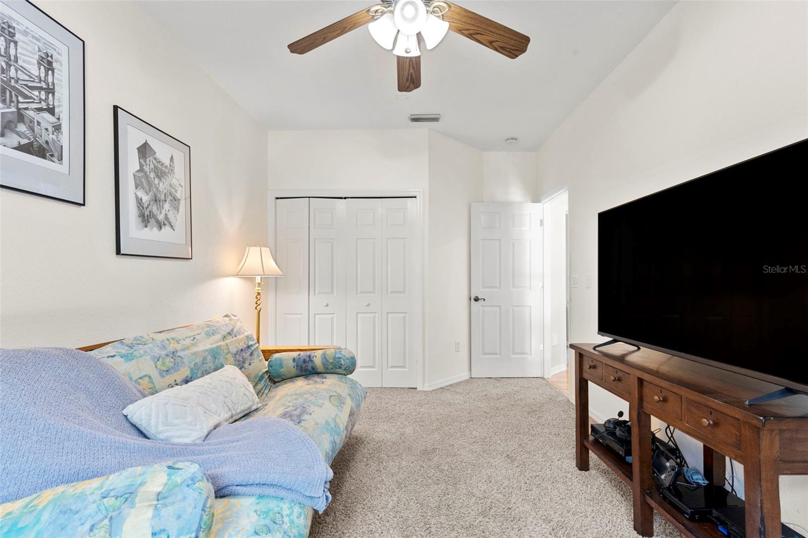 WEST MEADOWS - Residential