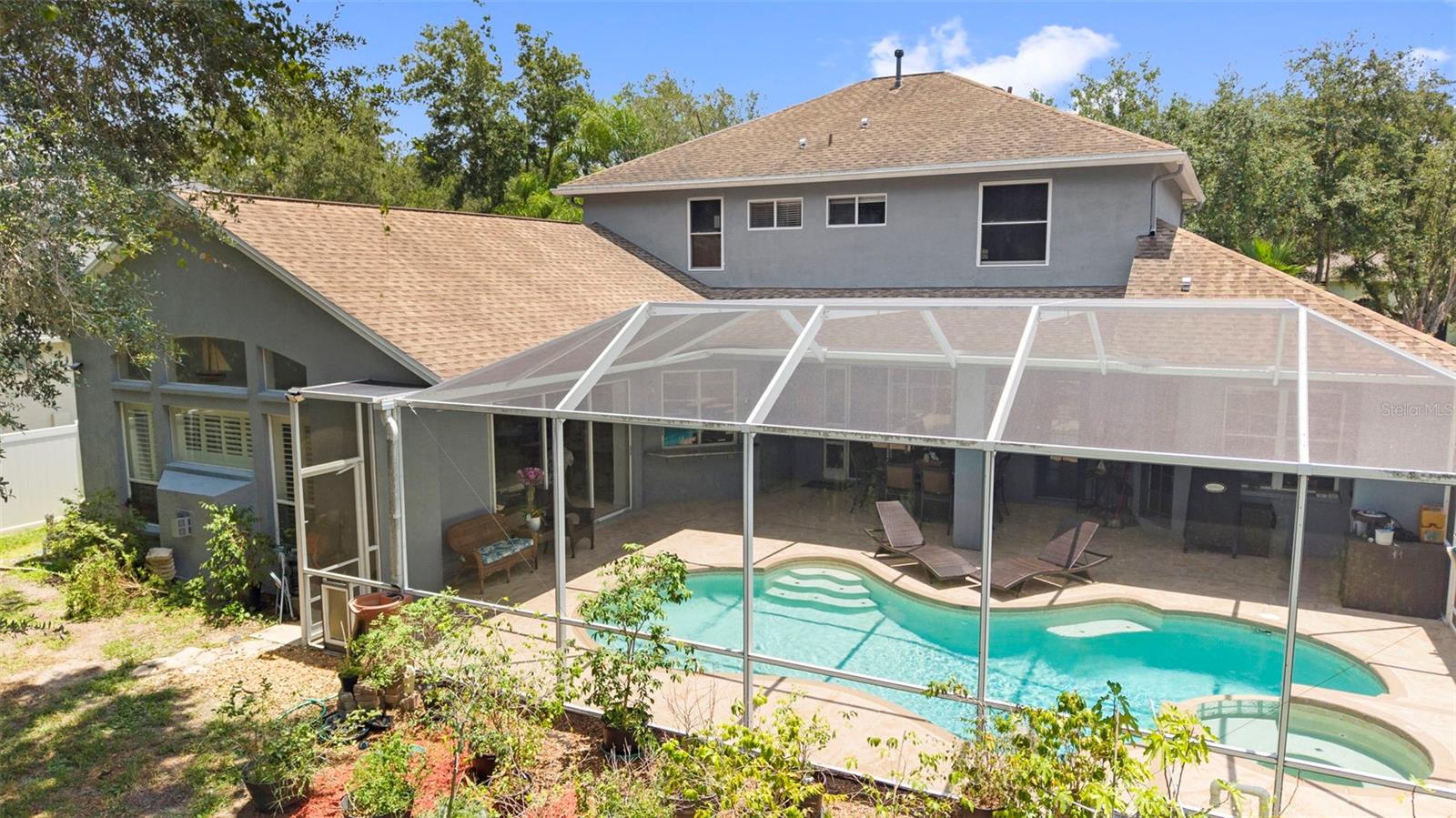 WEST MEADOWS - Residential