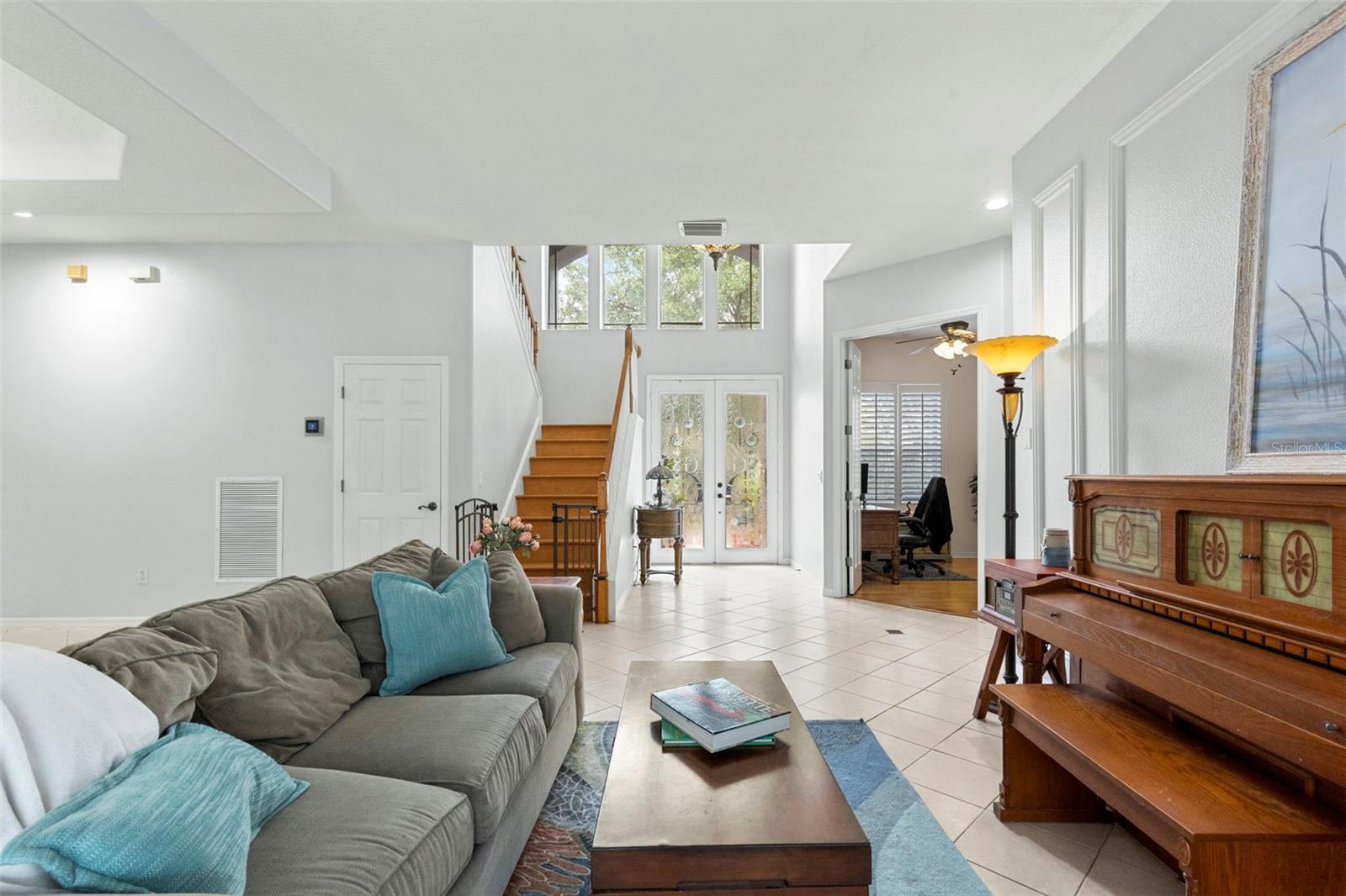 WEST MEADOWS - Residential