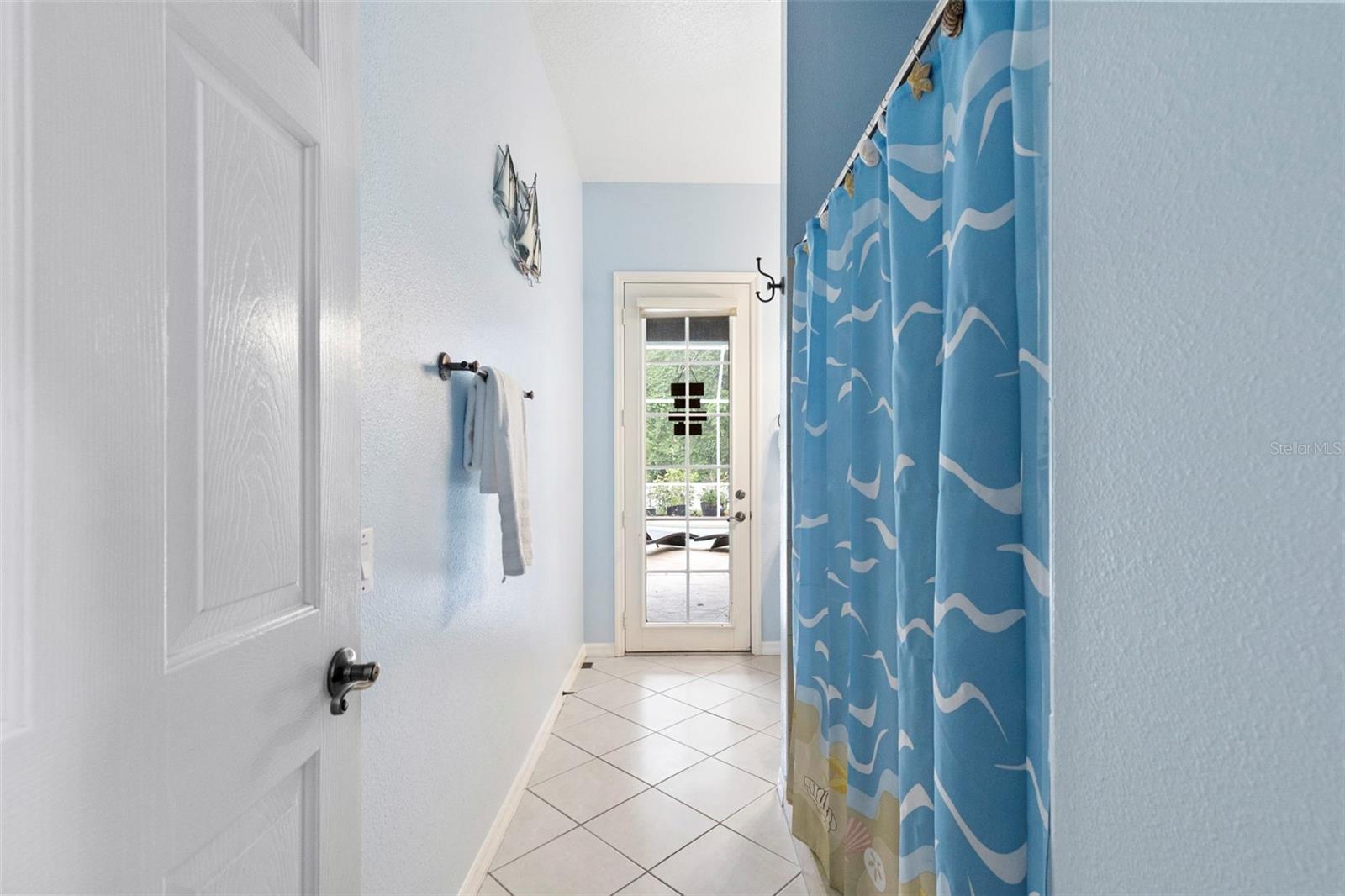 WEST MEADOWS - Residential