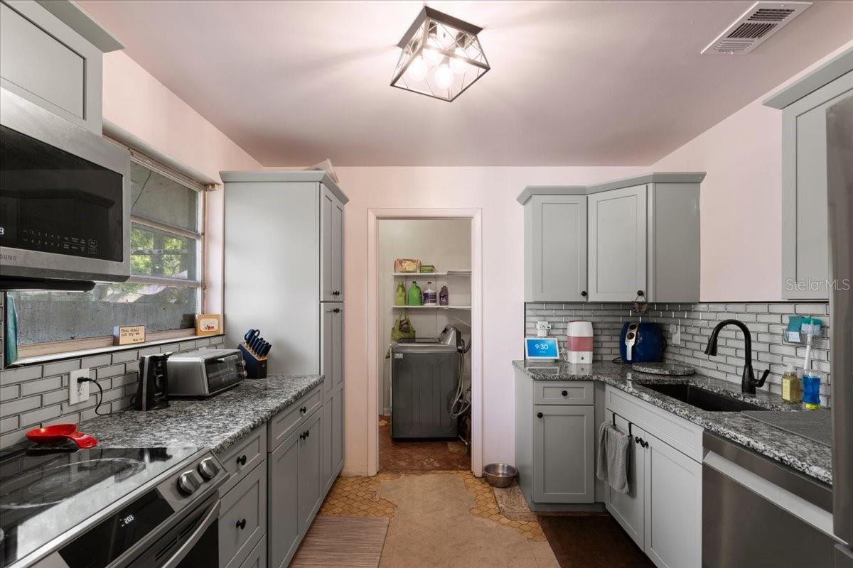 PINE CREEK - Residential