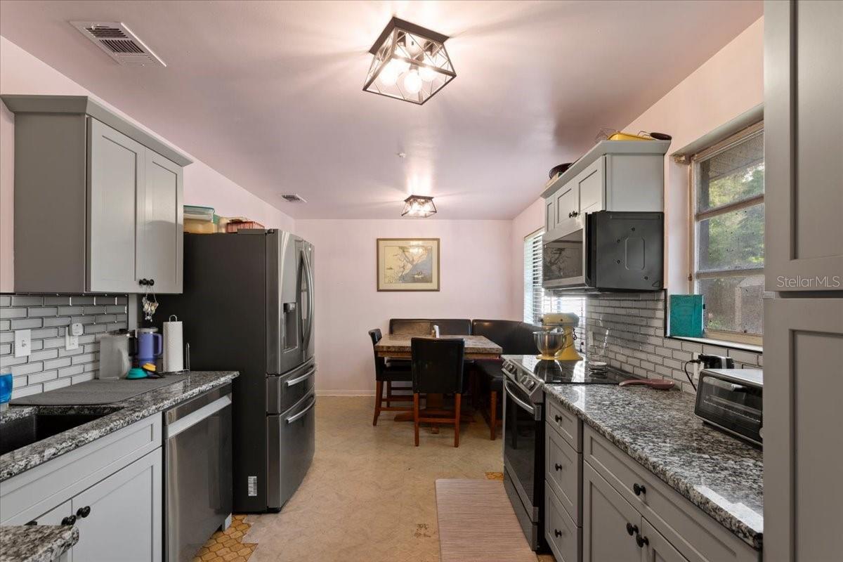 PINE CREEK - Residential