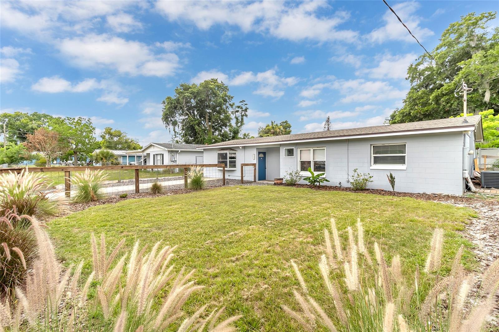 GOLDEN ISLE - Residential