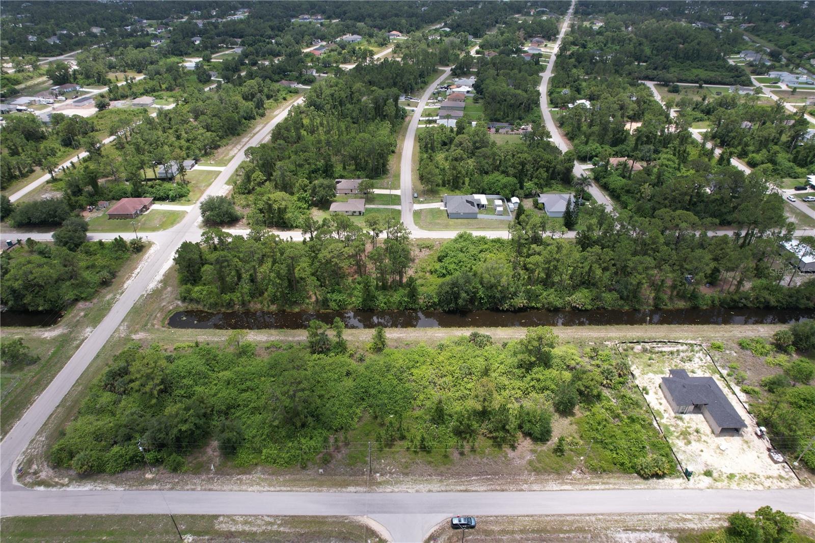 LEHIGH ACRES - Land