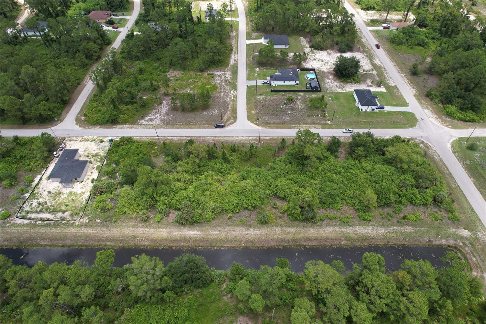 LEHIGH ACRES - Land