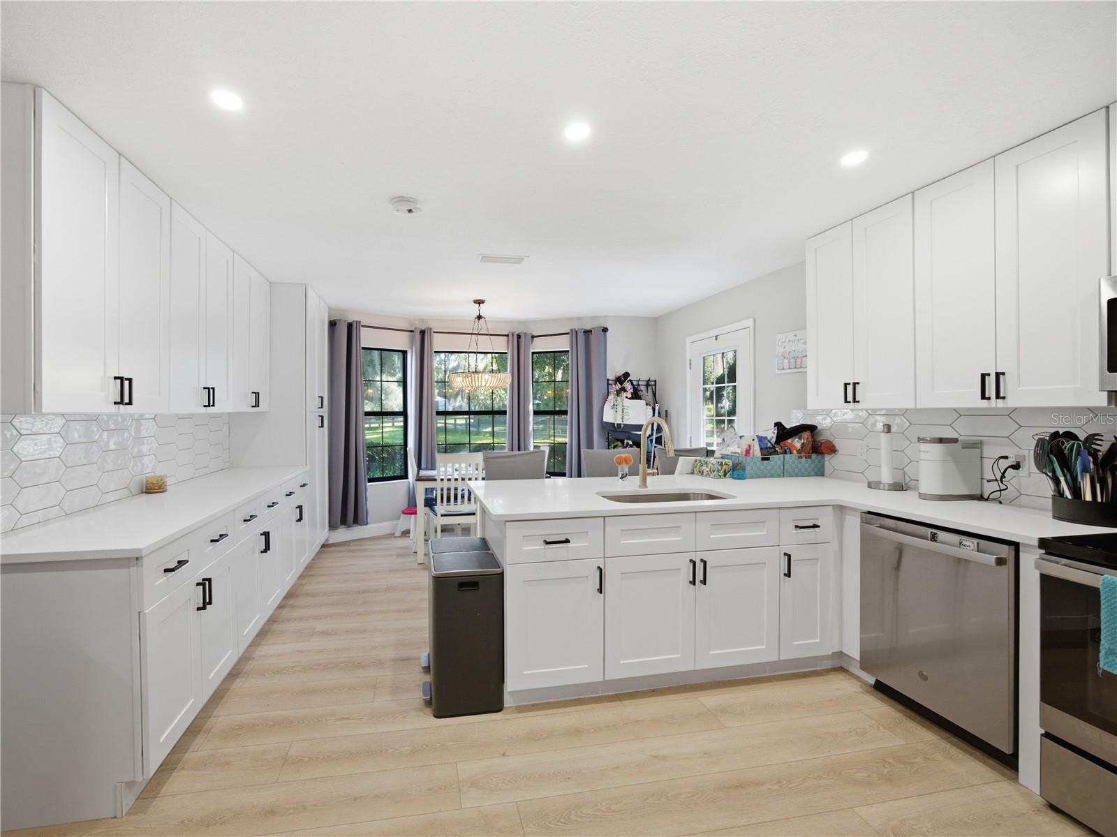 JOHNSONS MARY K & T S - Residential