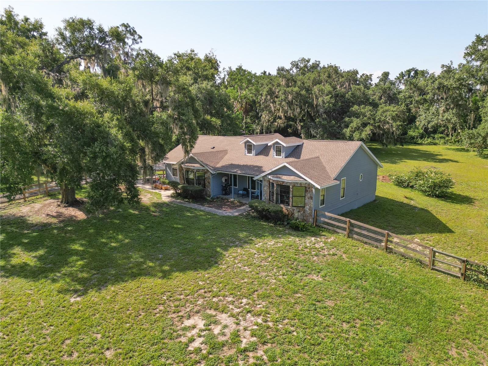 JOHNSONS MARY K & T S - Residential