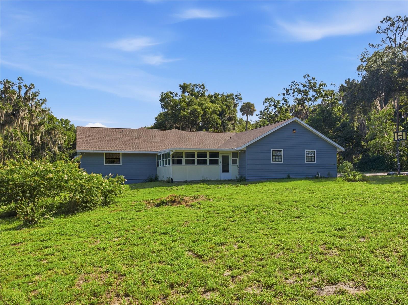 JOHNSONS MARY K & T S - Residential